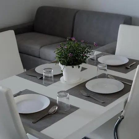 Apartamento Domus - Lucrezio - Bari