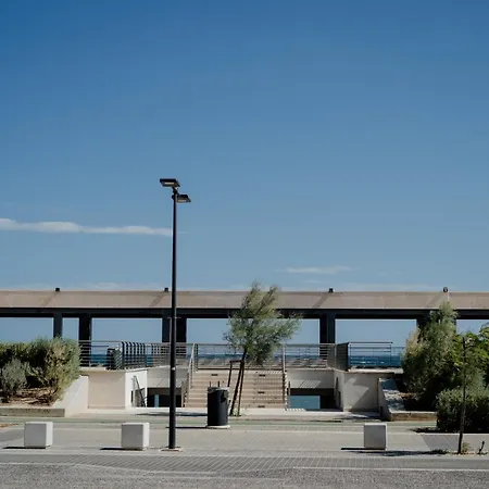 Domus - Lucrezio - *