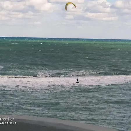 Domus - Lucrezio - Apartamento Bari